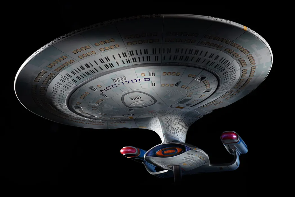 Build your own Star Trek ship
