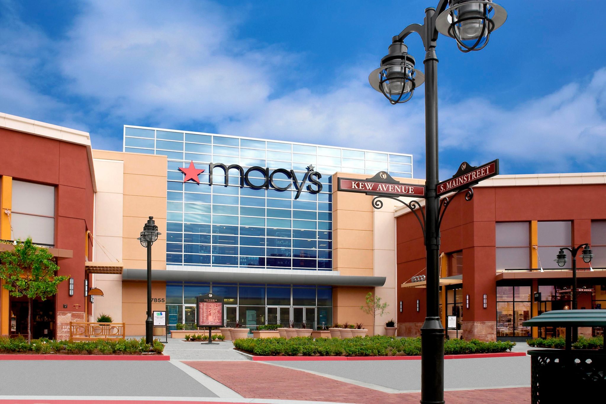 Macy's To Permanently Close Its Stores