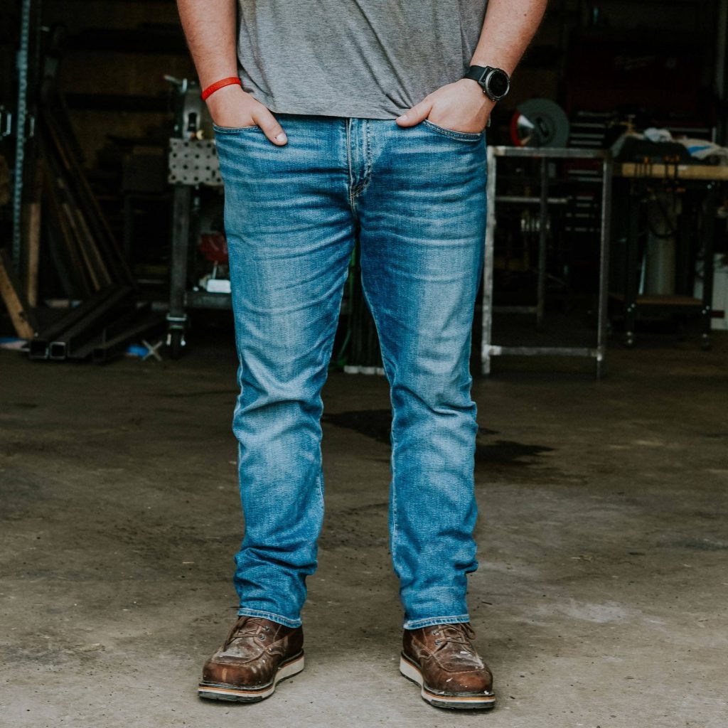 The Best Online Jeans Startup For Men: Mugsy Vs Revtown