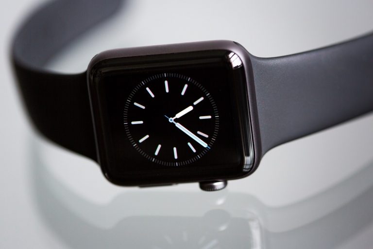 apple-s-cheapest-watch-is-its-best-one