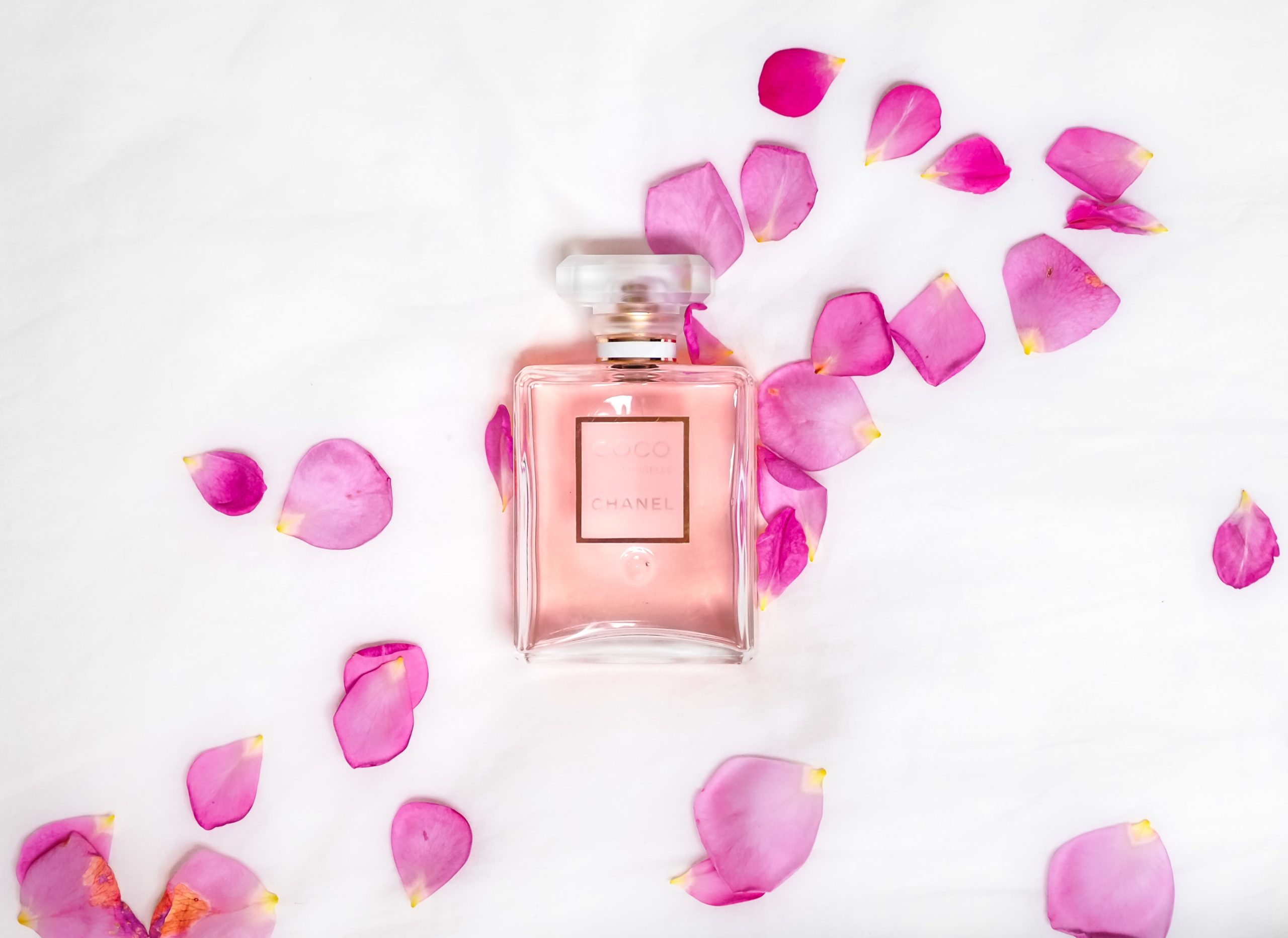 The Best Perfume To Wear For Every Zodiac Sign